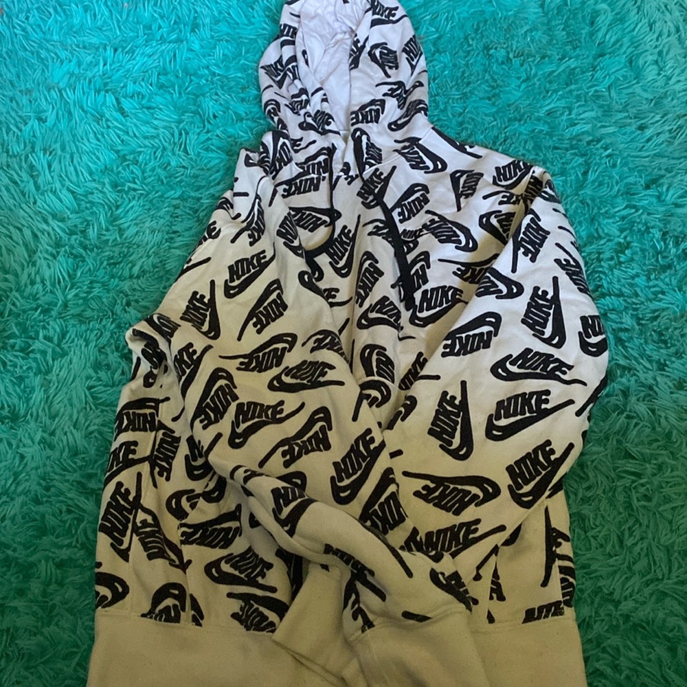 Black and white Nike hoodie
